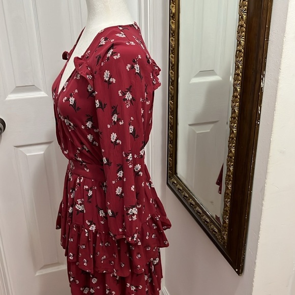 Floral Red Dress - Picture 3 of 9
